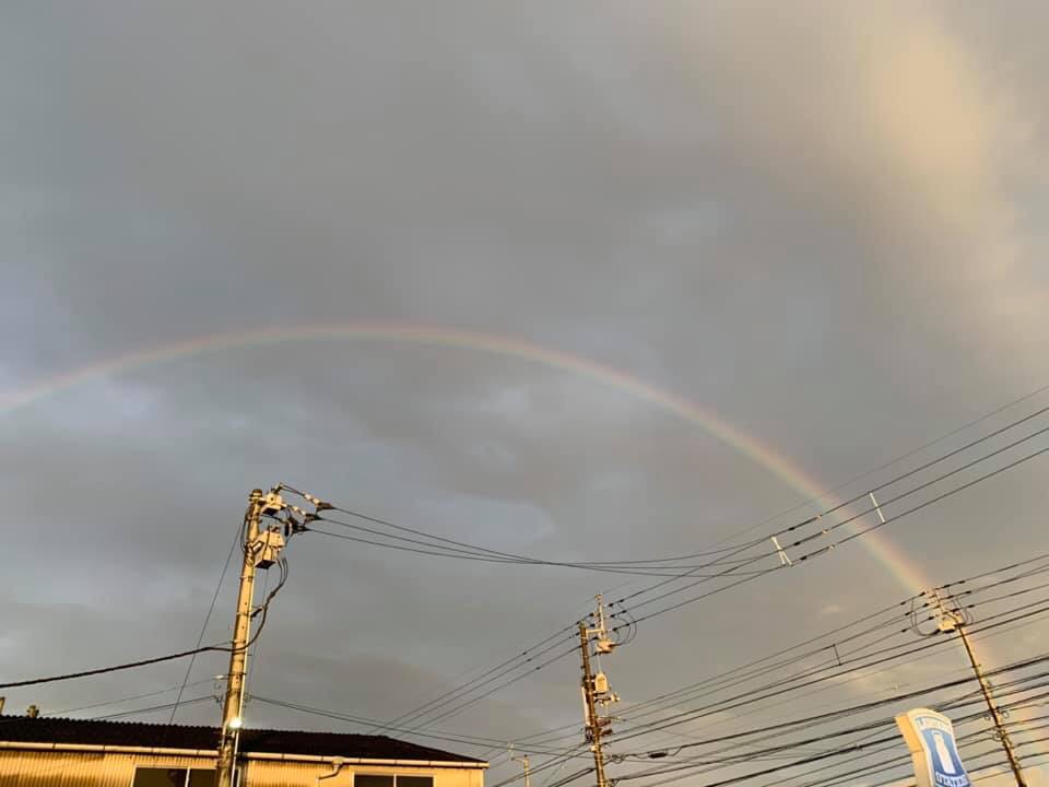 梅雨空